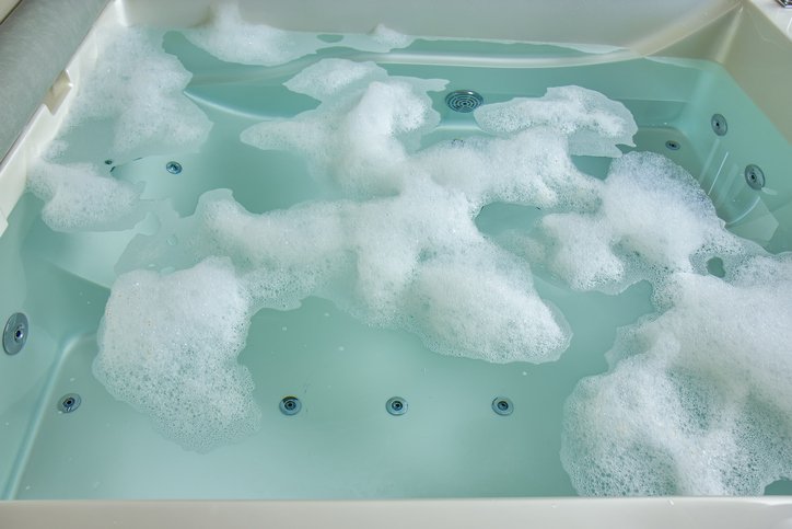 Foam on the hot tub