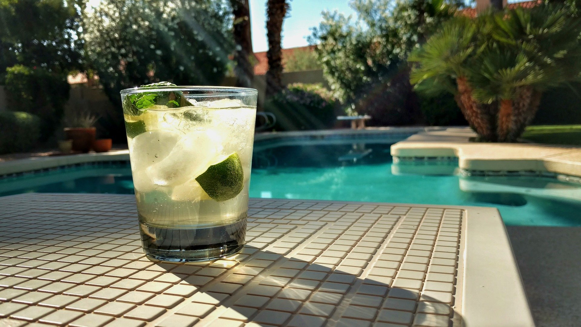 Tips for the Perfect Summer Pool Party 4 tips for the perfect summer pool party