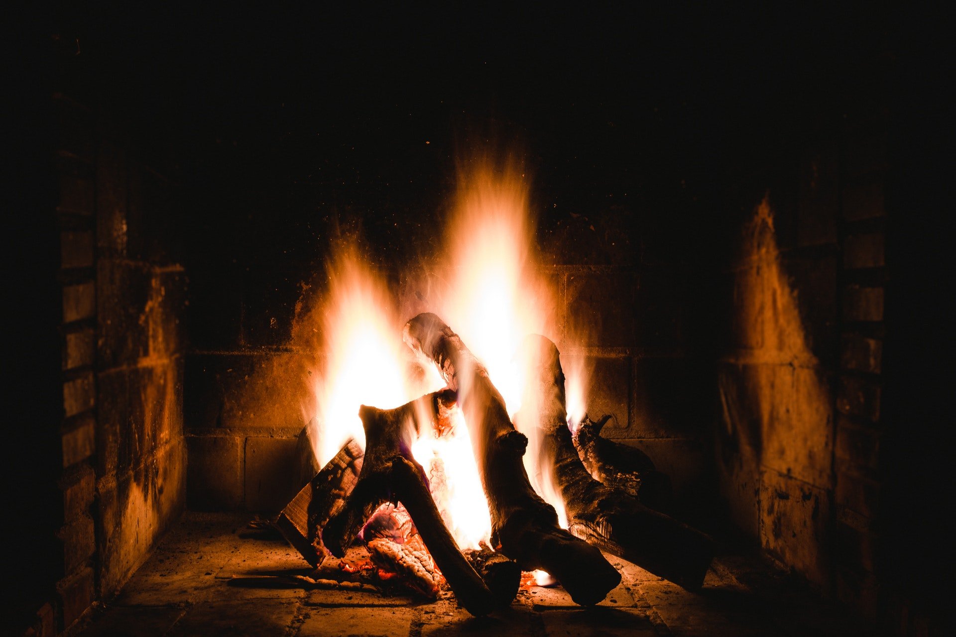why you should enhance your home with a beautiful fireplace