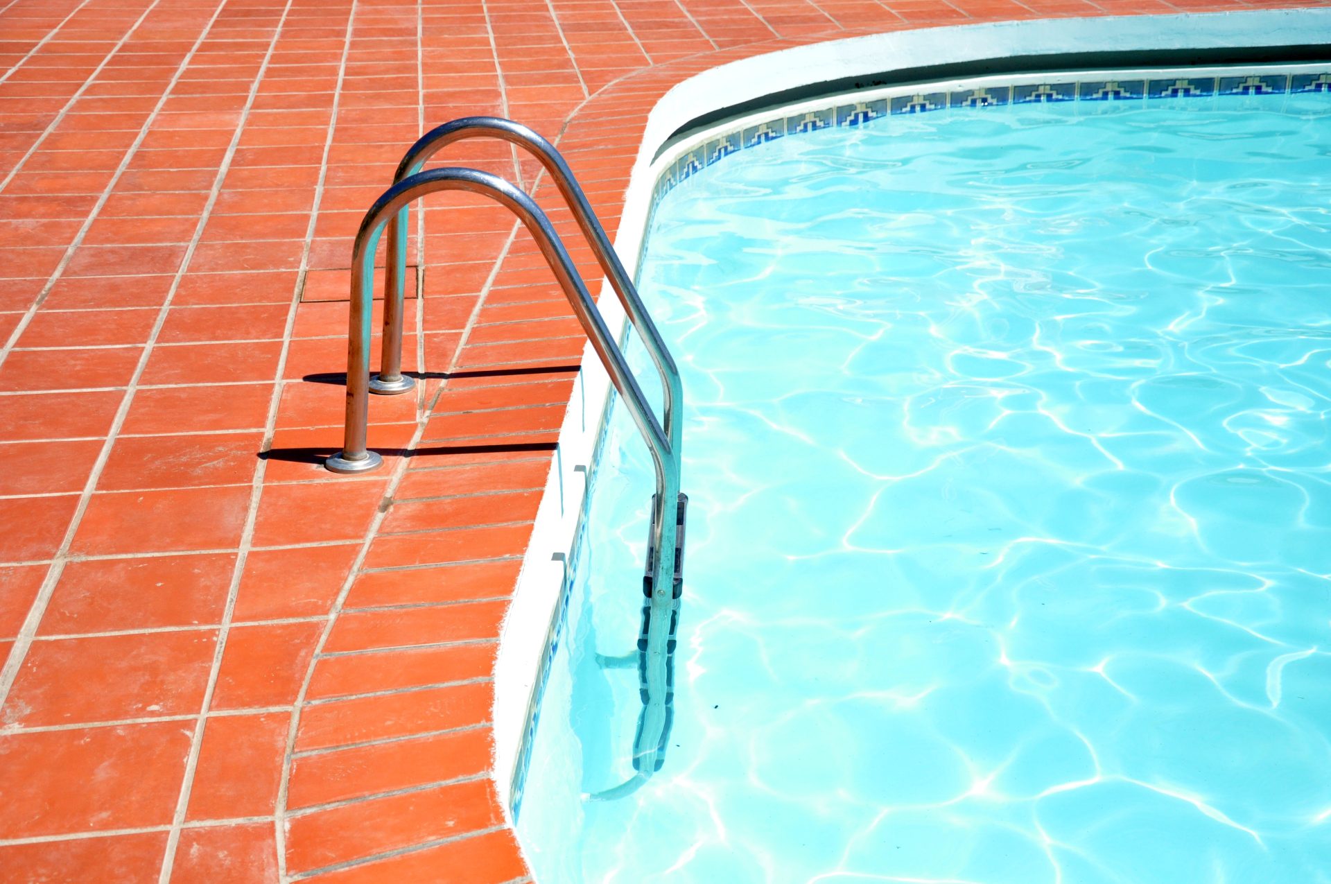 the 4 best pool safety tips for families